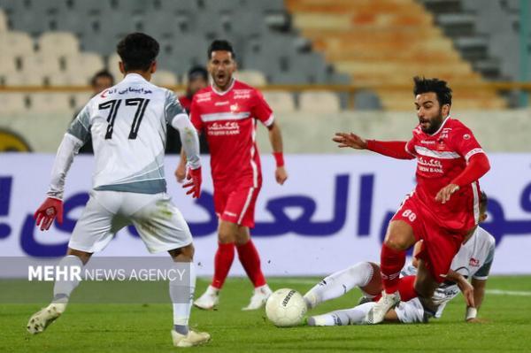پرسپولیس جای استقلال را در صدر می گیرد، خرید سنگین یحیی پرسپولیس جای استقلال را در صدر می گیرد، خرید سنگین یحیی جواب نداد
