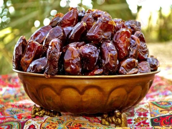 خرمای ماه رمضان را به قیمت مصوب از این مکان ها بخرید ، جدول قیمت انواع خرما و رطب را ببینید