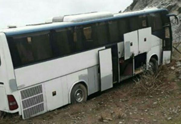 واژگونی اتوبوس در محور بیرجند به سربیشه با 49 سرنشین ، آخرین آمار جانباختگان
